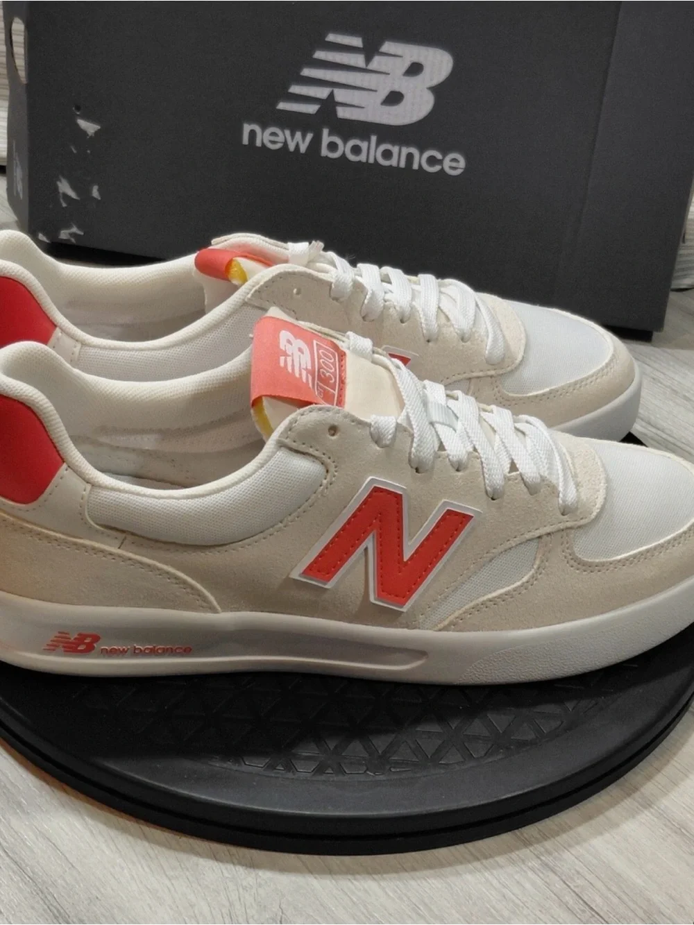 New Balance Womens CT 300 v3 Court Sneakers
